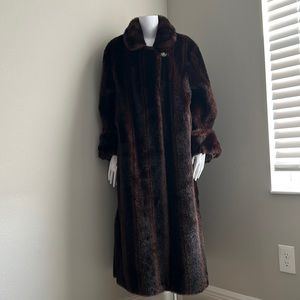 Dennis Basso Faux Fur Coat Like New Large